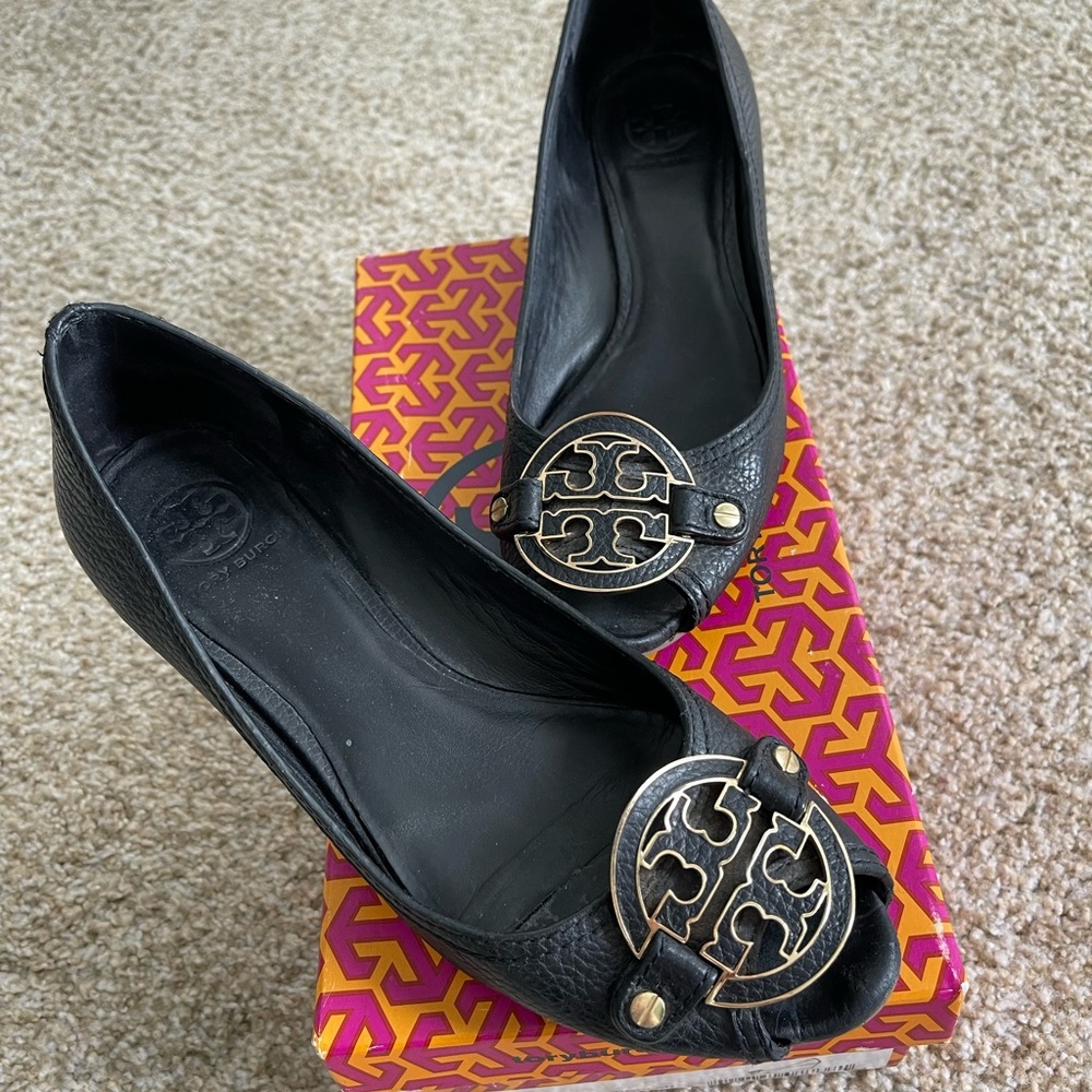 Tory Burch Navy Flats with Gold Logo